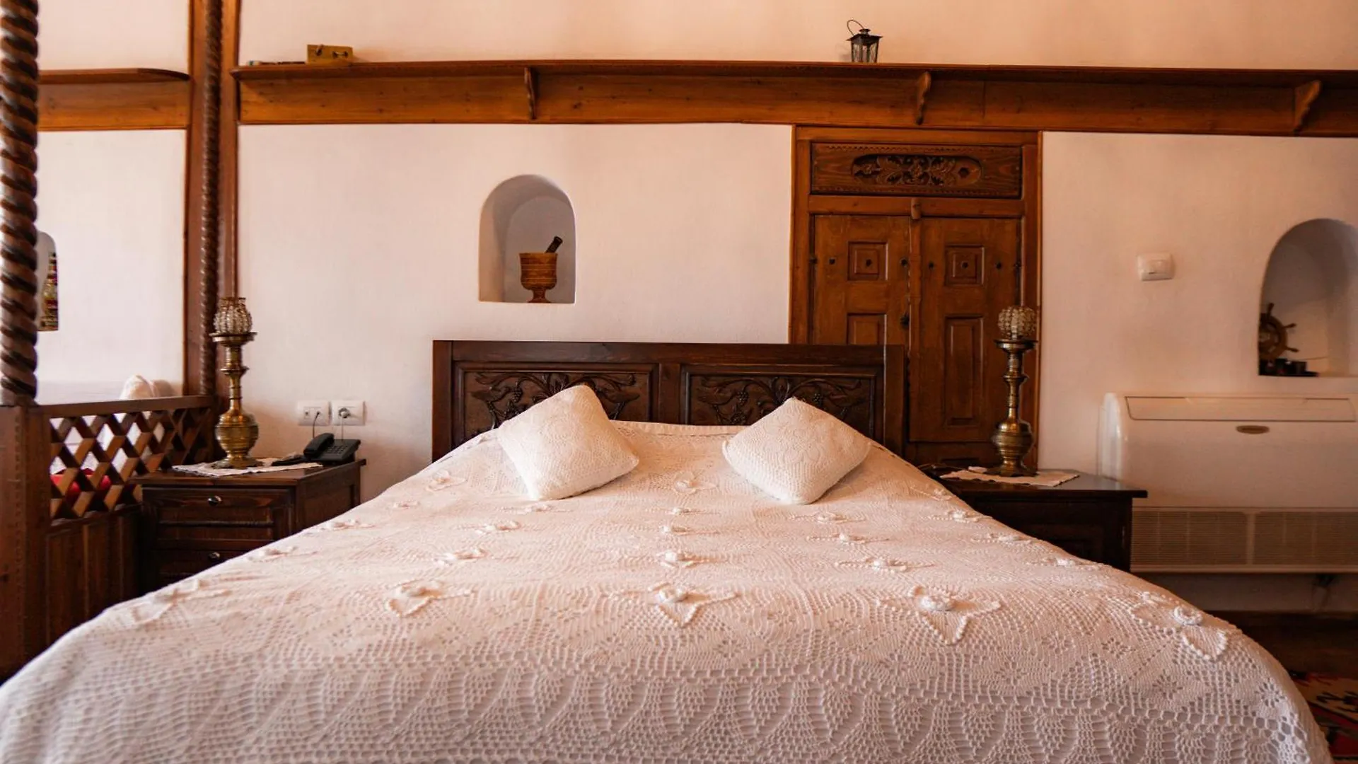 Old Bazaar 1790 Hotel Gjirokaster